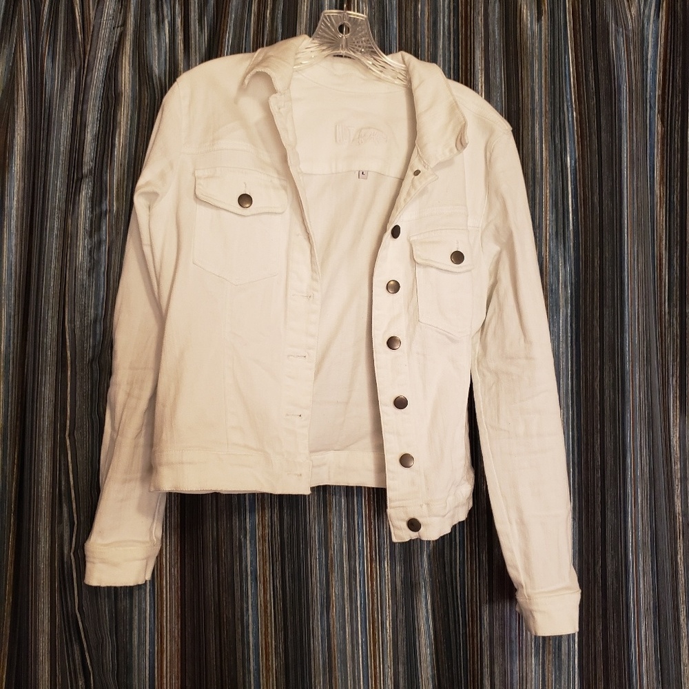 Button down jacket